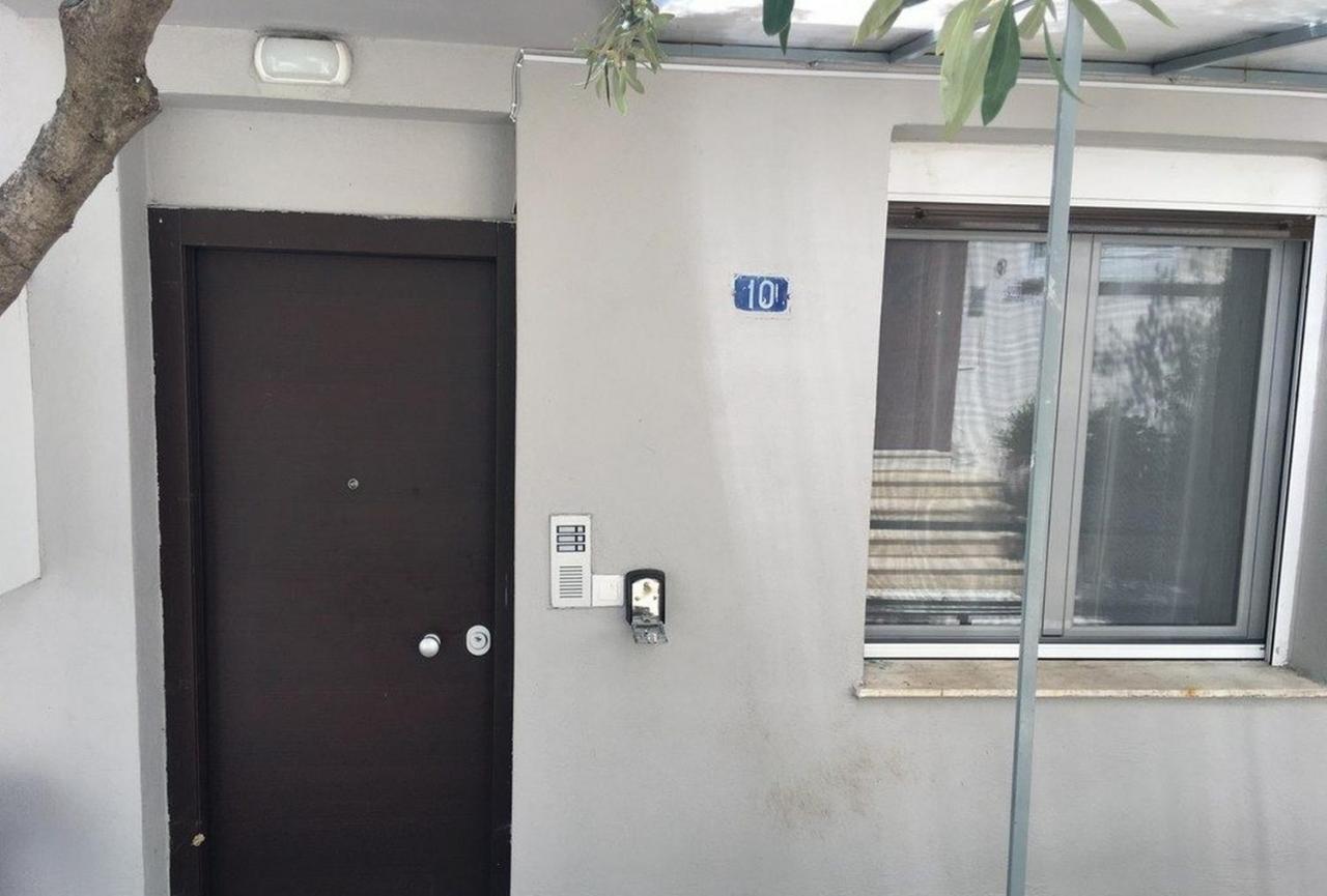 Appartamento Beautiful Pedestrian Atene Esterno foto